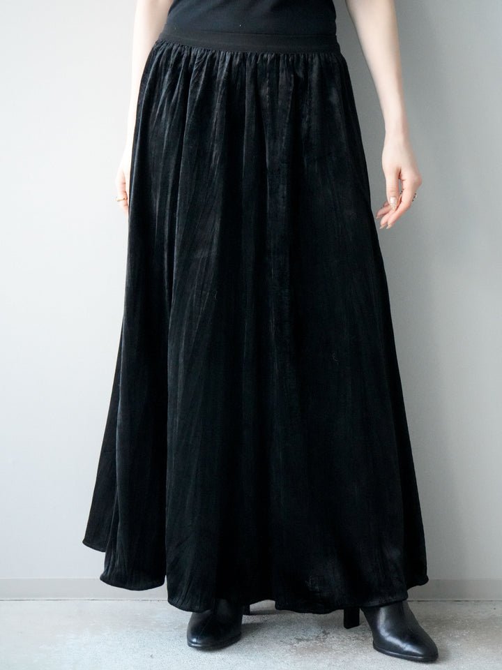 [予約]ワッシャーベロアプリーツスカート/black