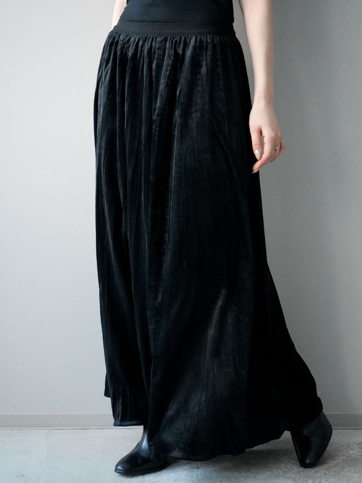 [予約]ワッシャーベロアプリーツスカート/black