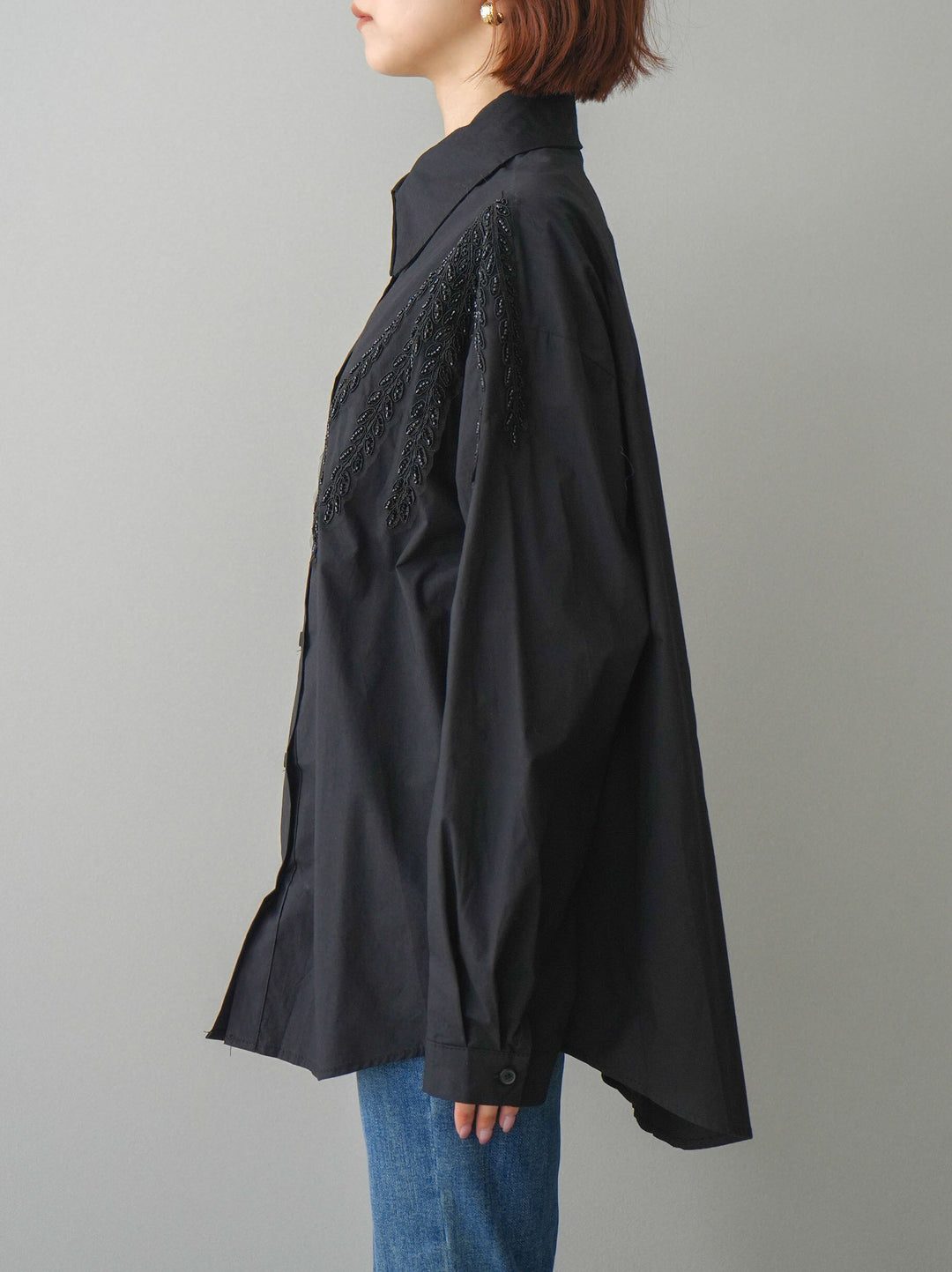 [予約]ビーズ刺繍デザインシャツ/black
