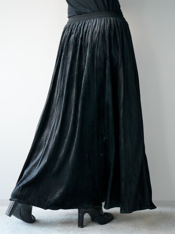 [予約]ワッシャーベロアプリーツスカート/black