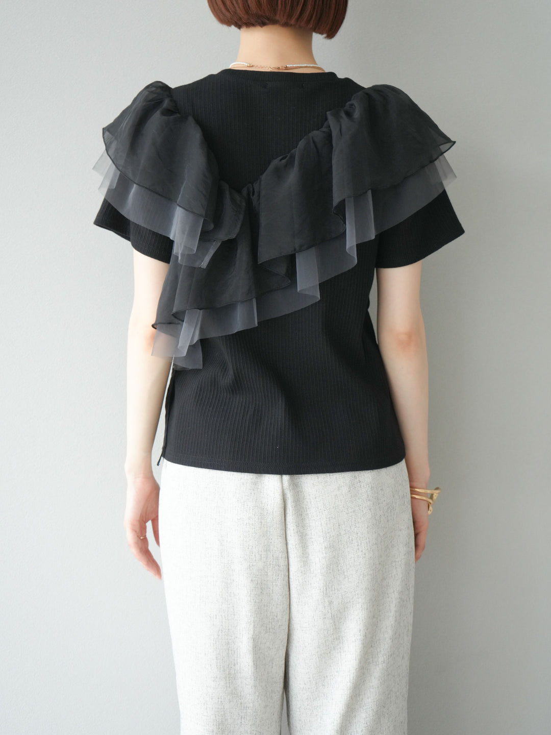 [予約]アシメフリルドッキングカットソー/ブラック