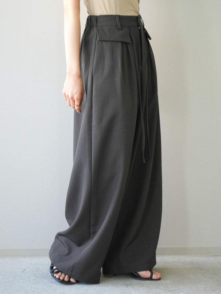 [予約]ドロストデザインワイドスラックス/charcoal