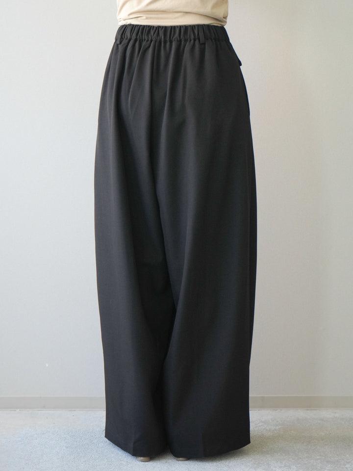[予約]ドロストデザインワイドスラックス/black
