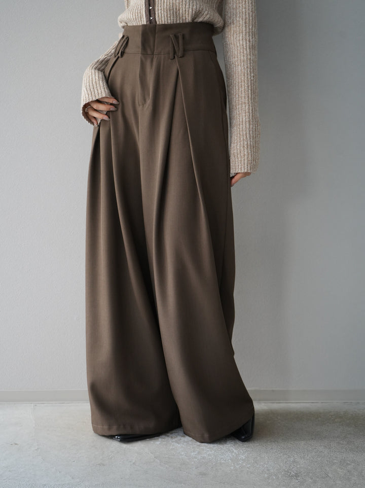 【預訂】皮帶設計收腰寬褲/摩卡