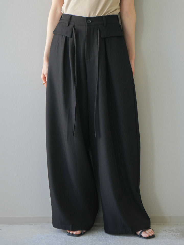 [予約]ドロストデザインワイドスラックス/black
