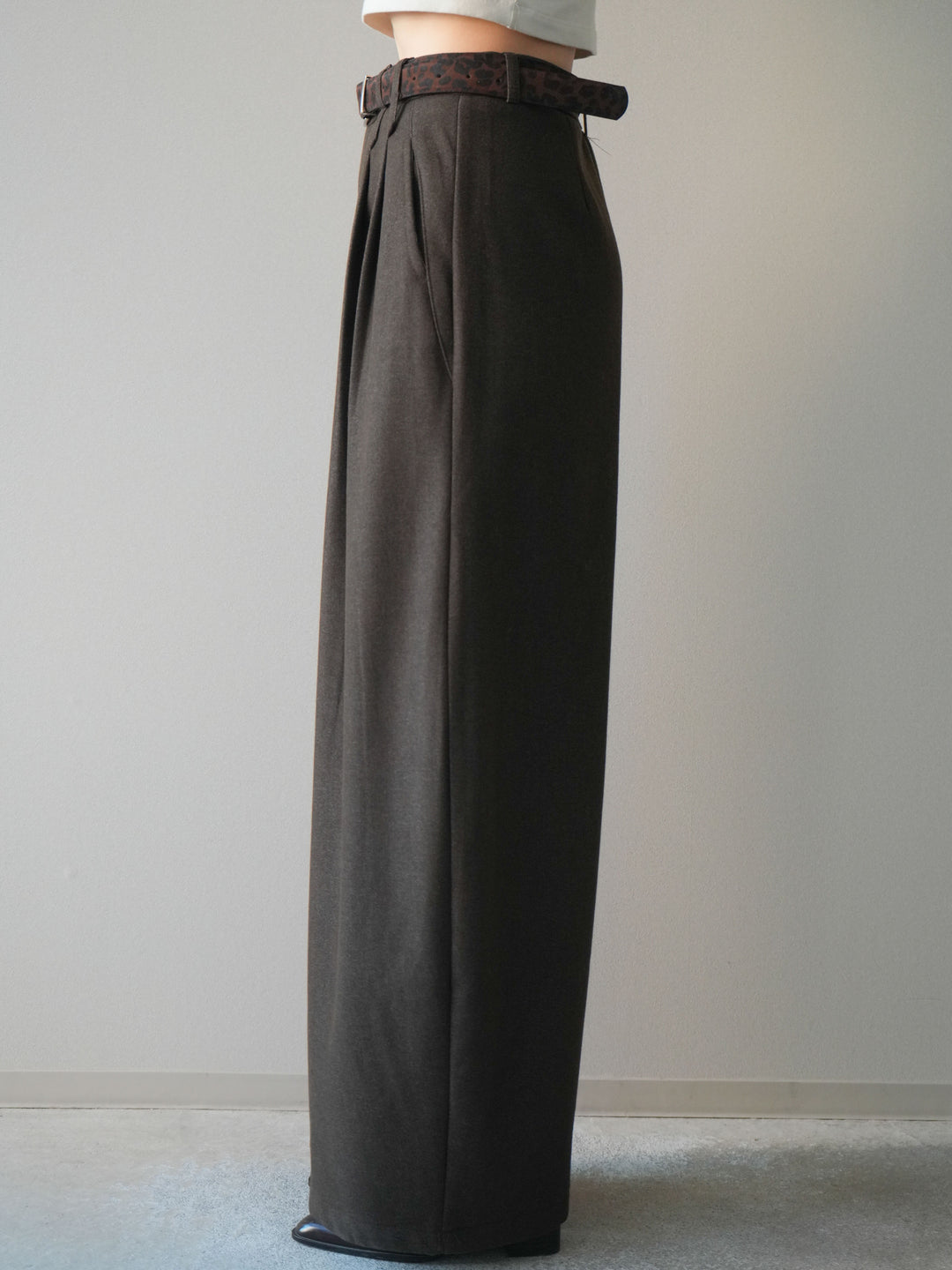 [予約]アニマル柄ベルト付きウールタッチワイドパンツ/brown