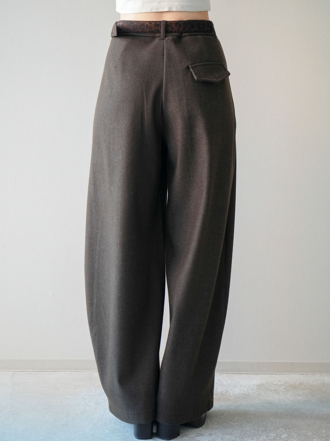 [予約]アニマル柄ベルト付きウールタッチワイドパンツ/brown