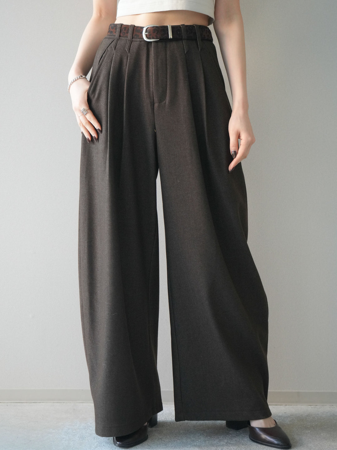 [予約]アニマル柄ベルト付きウールタッチワイドパンツ/brown