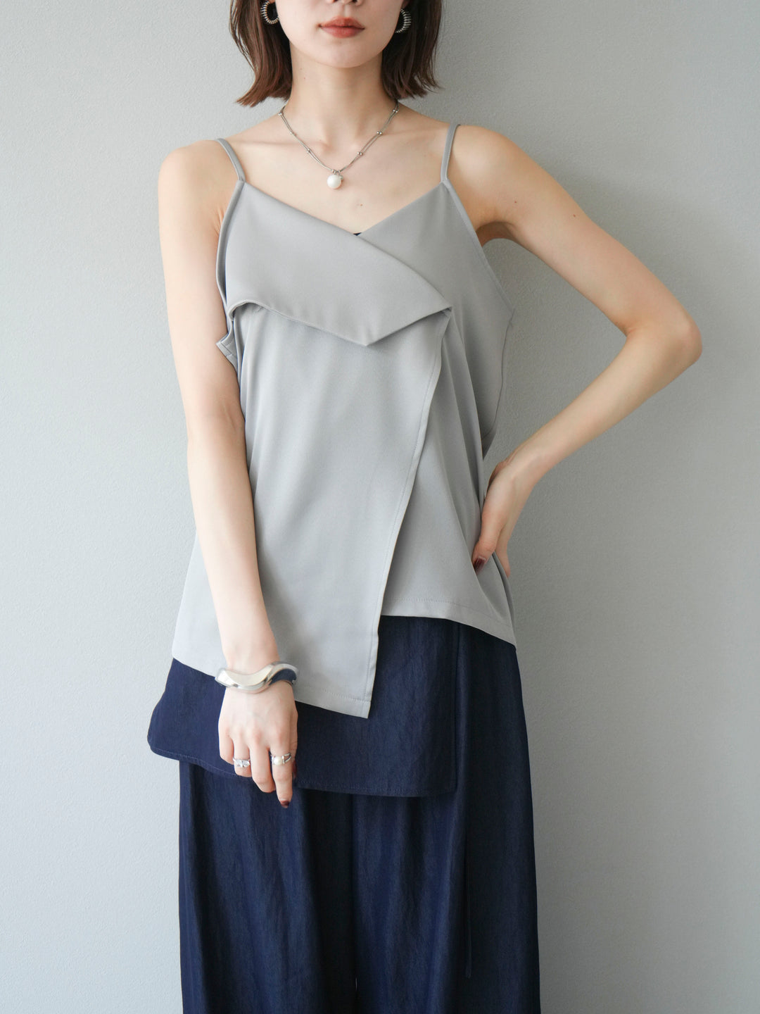 [予約]クロスデザインキャミソール/グレー