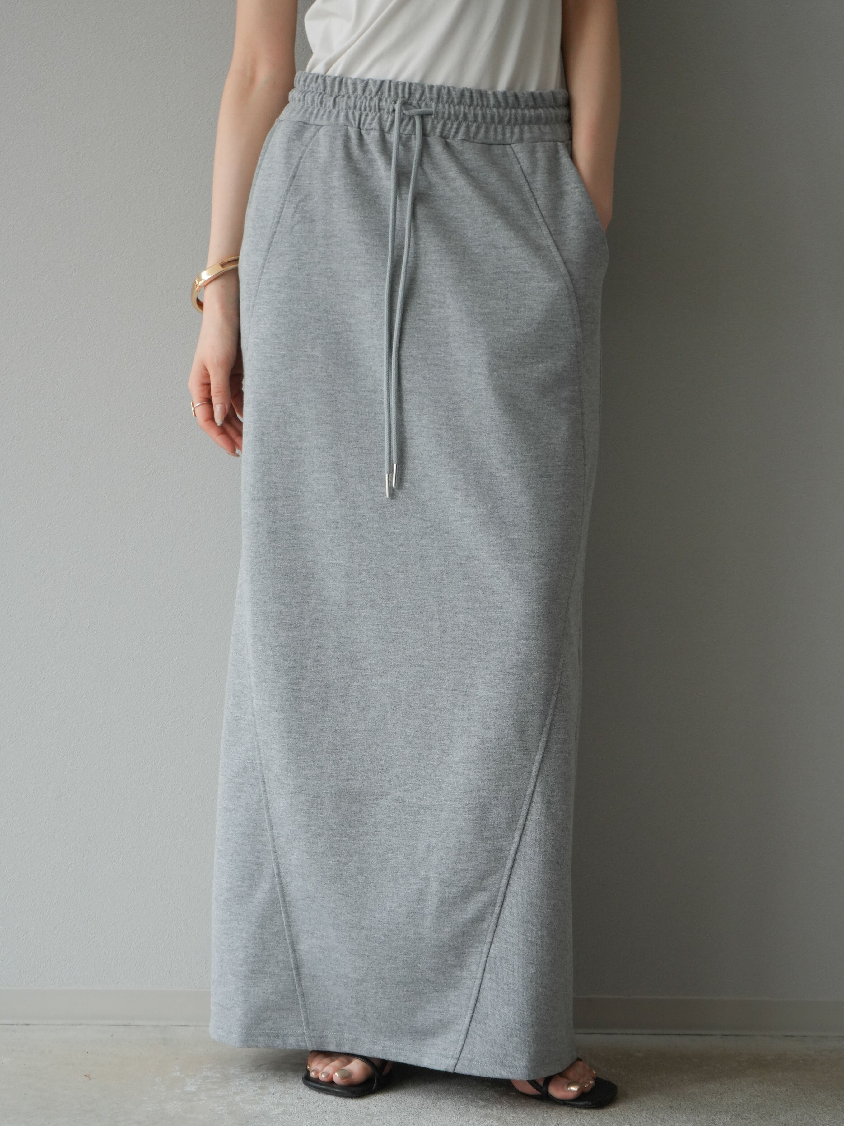 予約]スウェットロングスカート/グレー – Lumier