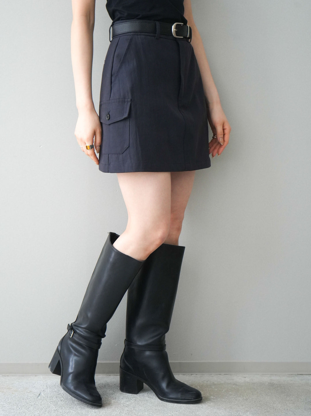[予約]ベルト付カーゴミニスカート/black