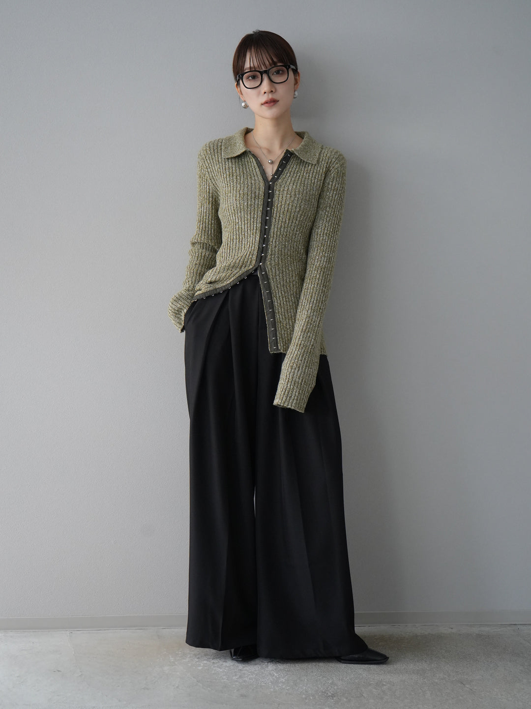 【預購】皮帶設計收口寬褲/黑