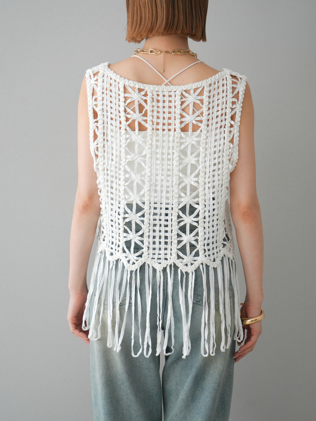 [予約]クロシェフリンジノースリーブトップス/アイボリー