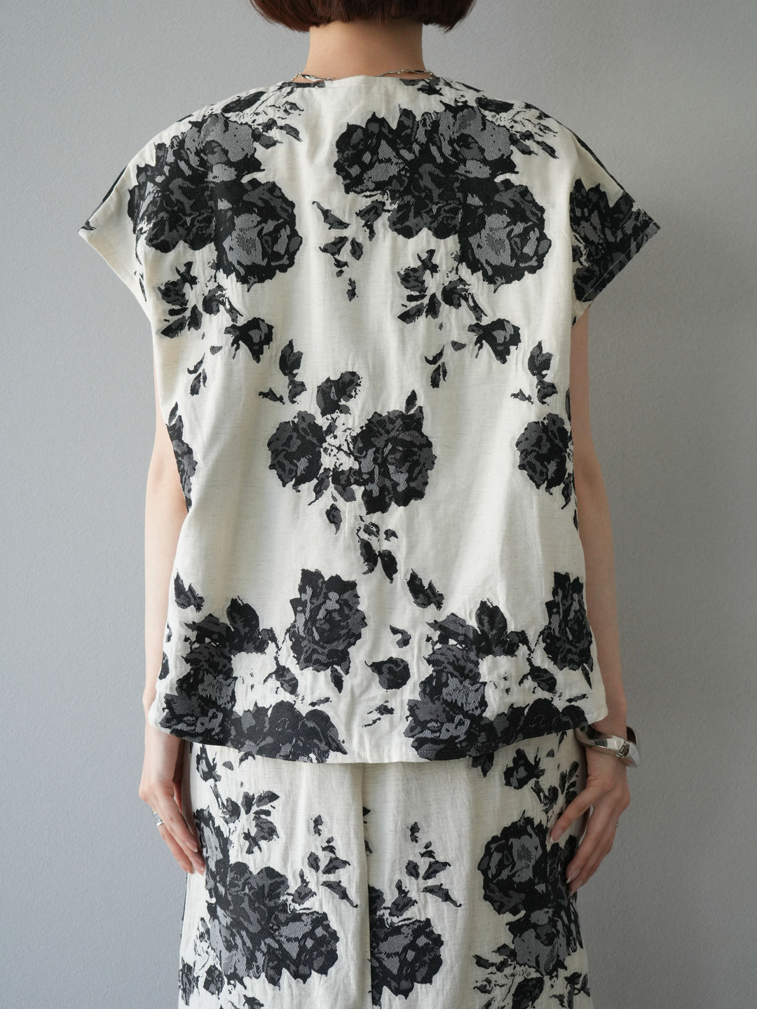 [予約]ジャガードZIPプルオーバー/ブラック