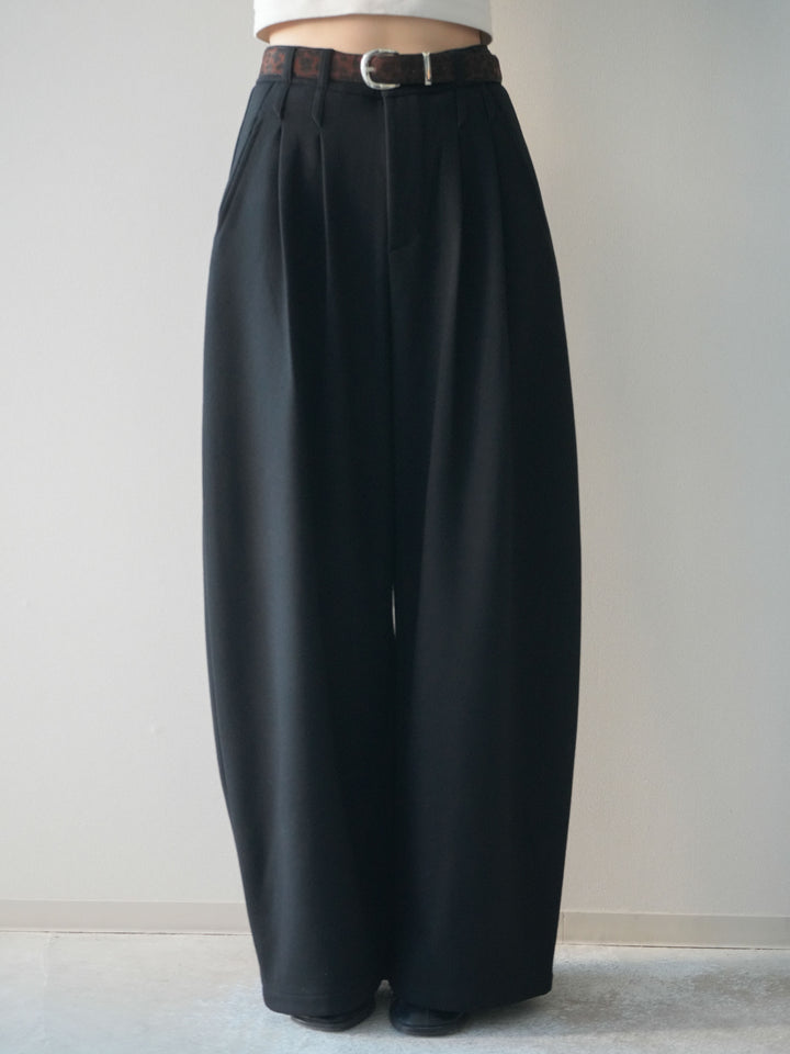 [予約]アニマル柄ベルト付きウールタッチワイドパンツ/black