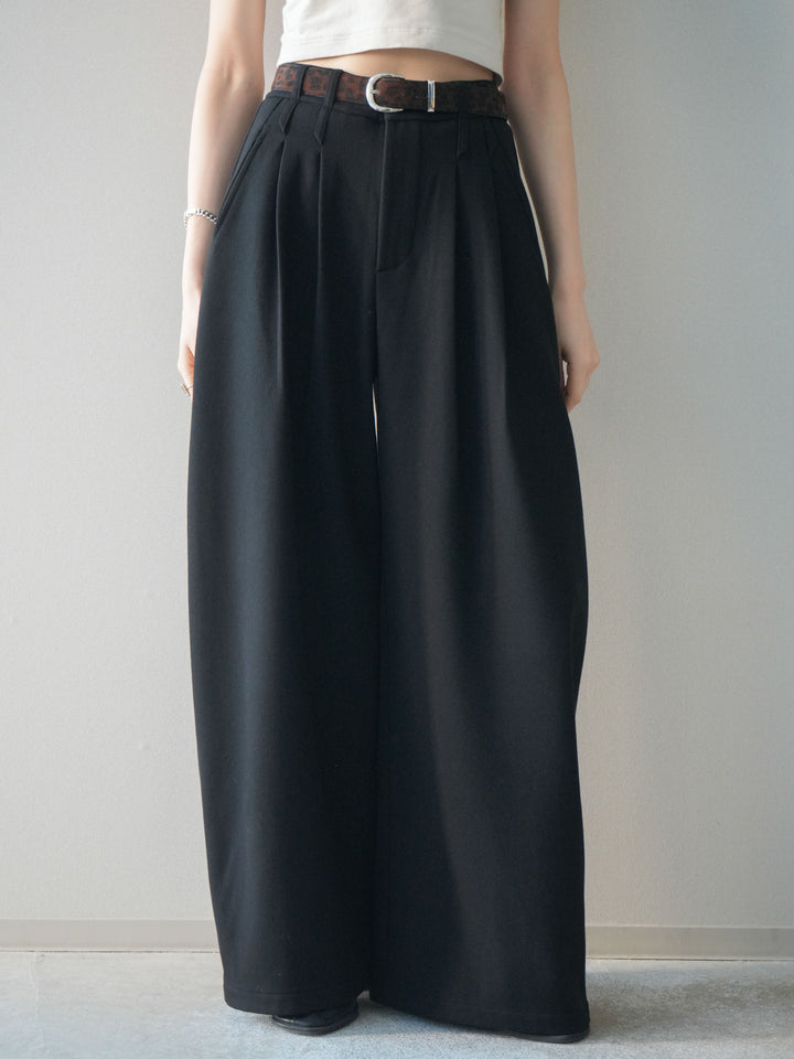 [予約]アニマル柄ベルト付きウールタッチワイドパンツ/black