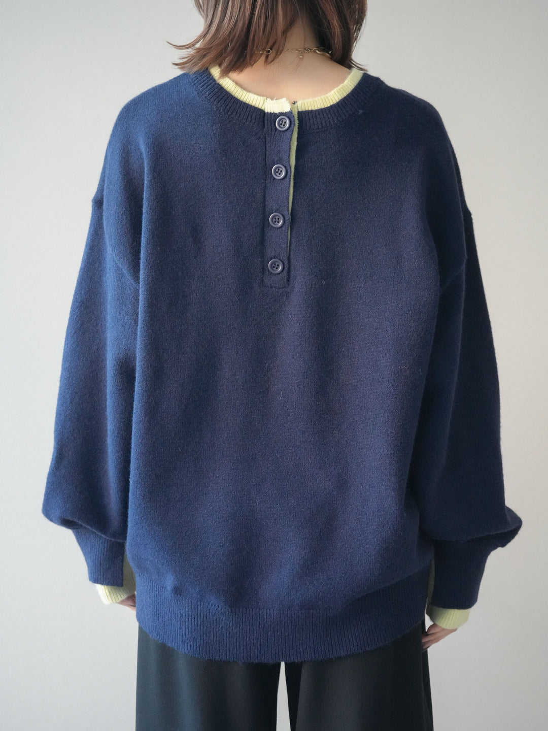 [予約]ヘンリーネック配色レイヤードニットプルオーバー/navy