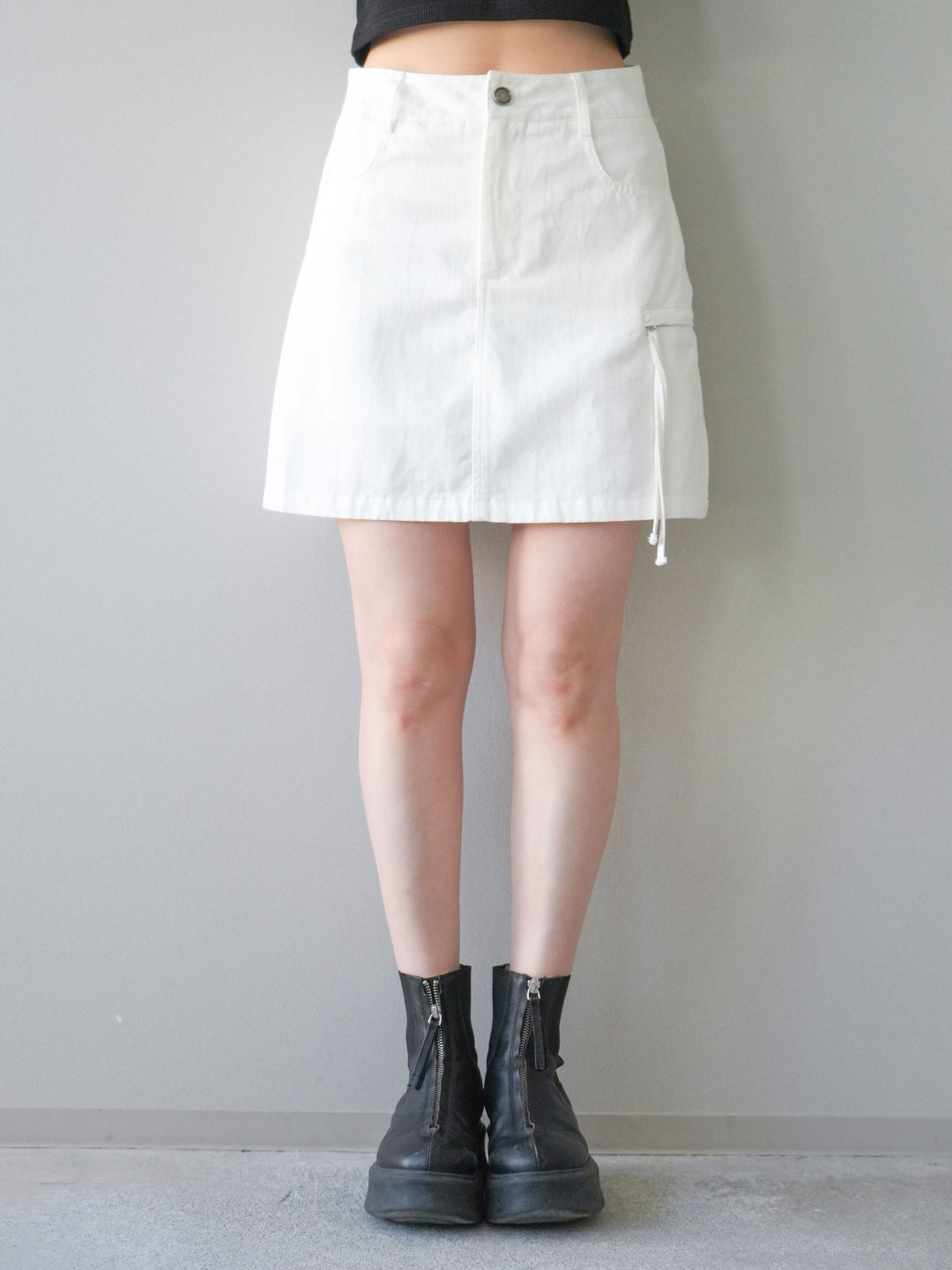 [予約]カーゴディテールミニスカート/white