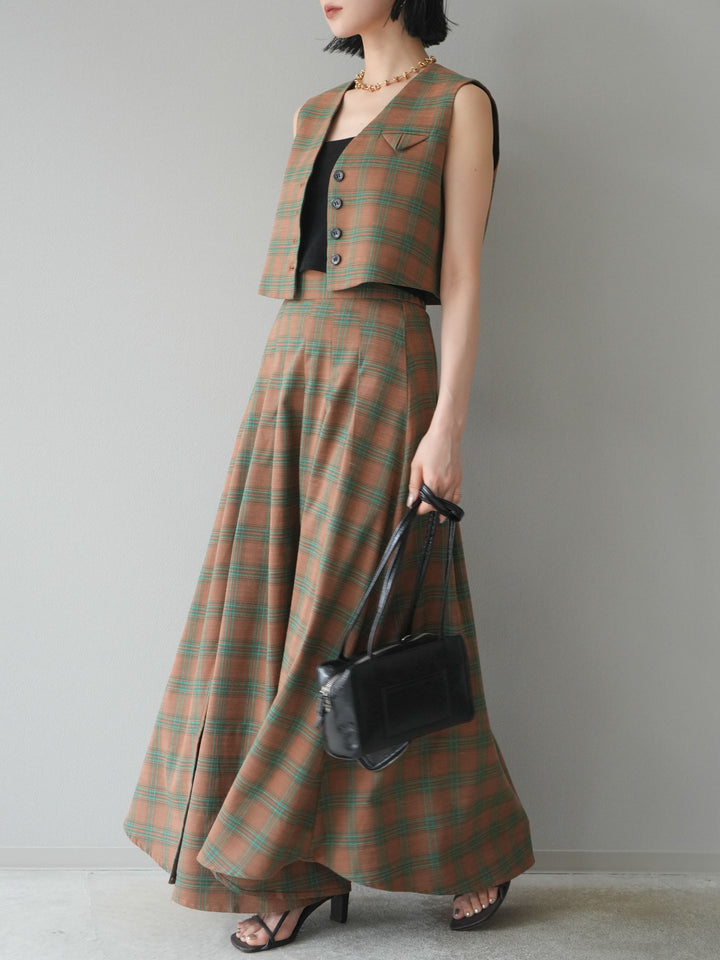 [SET]チェック柄ベスト＆フロントスリットタックスカートSET UP+カップ付テレコリブベアキャミソール(2set)