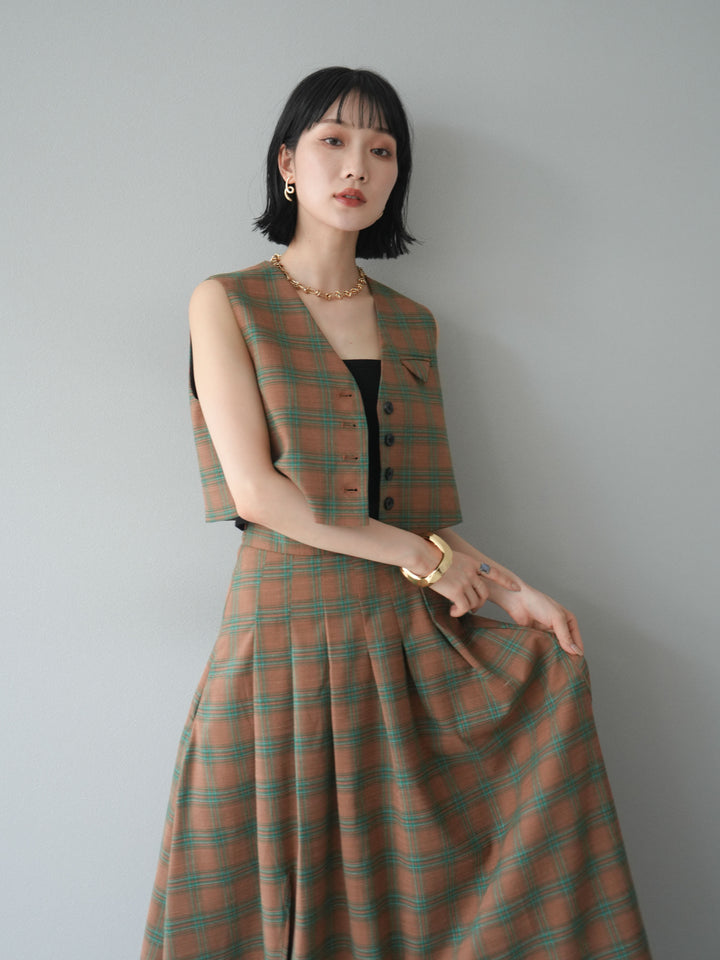[SET]チェック柄ベスト＆フロントスリットタックスカートSET UP+カップ付テレコリブベアキャミソール(2set)