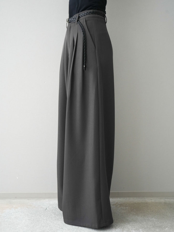 [予約]編み込みベルト付タックワイドパンツ/gray