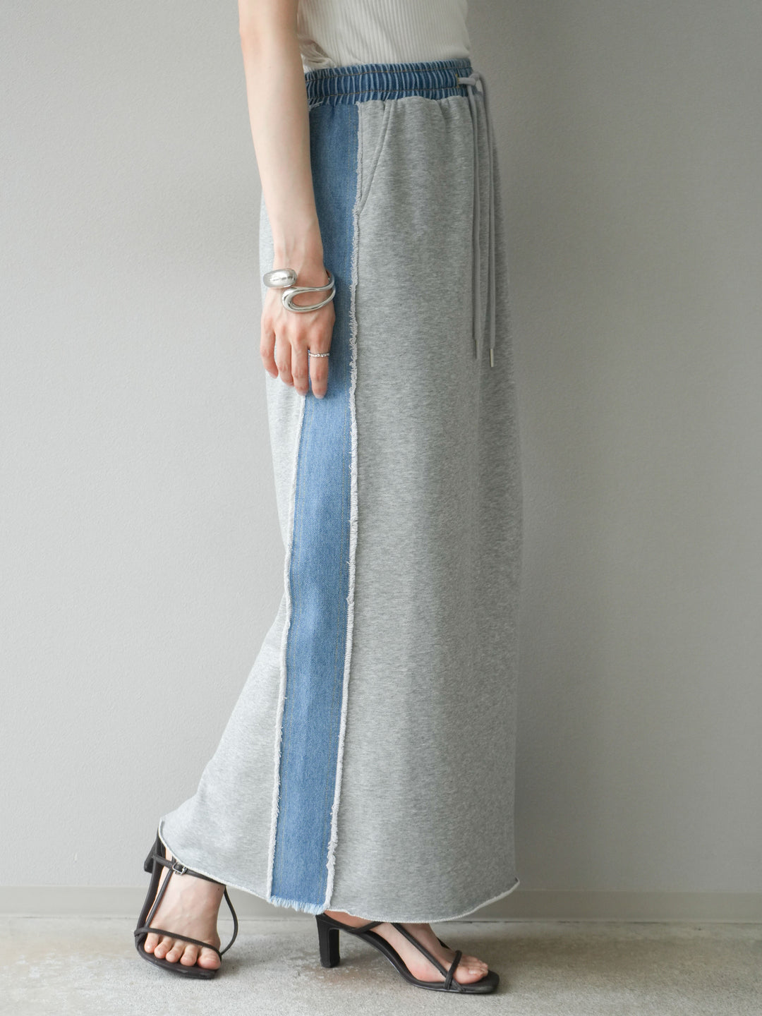 [予約]デニムドッキングスウェットスカート/グレー