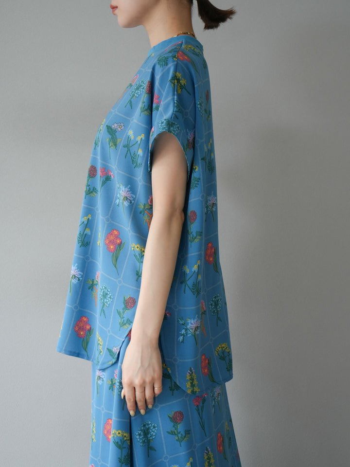 [予約]パッチワークフラワープリントプルオーバー/ブルー