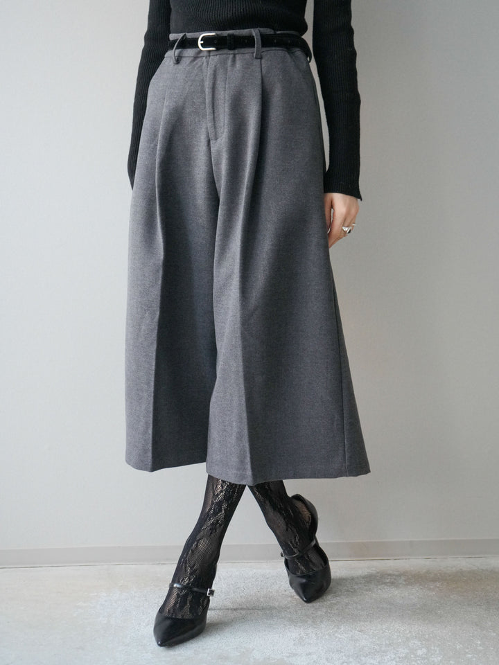 [予約]ベルト付ウールタッチミディアムパンツ/charcoal