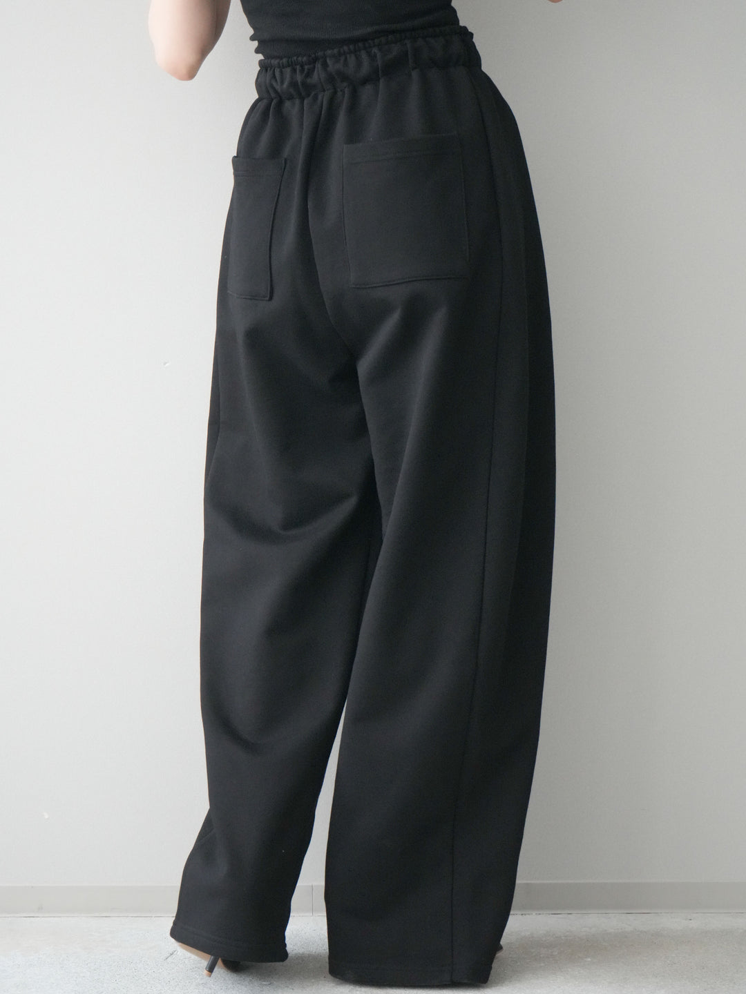 [予約]裾ZIPスエットワイドパンツ/black