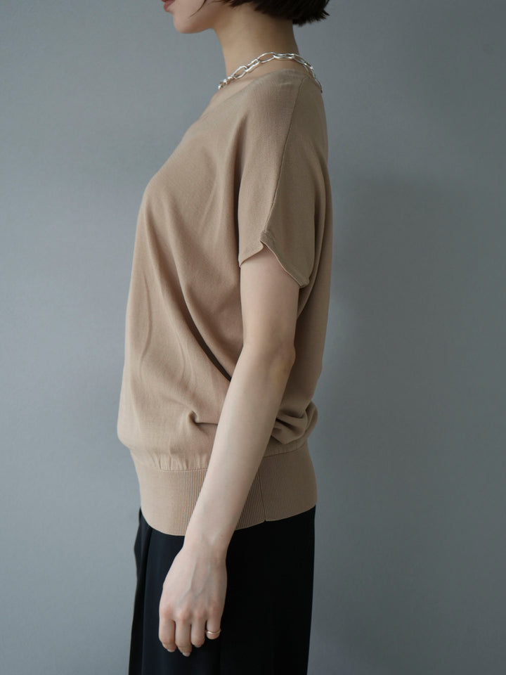 [Pre-order] Cool-touch V-neck dolman knit pullover/beige
