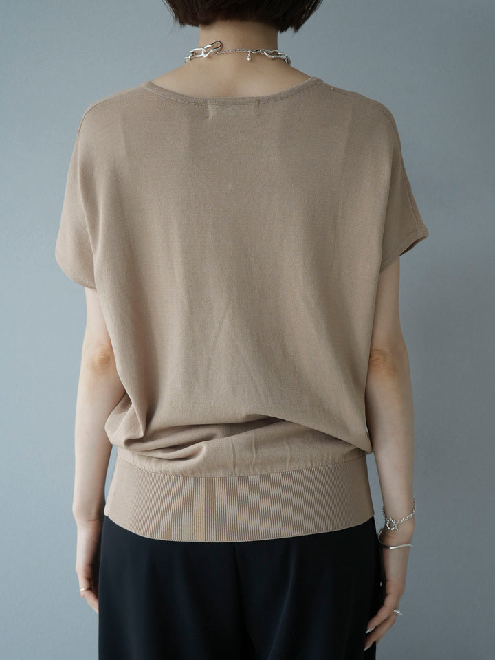 [Pre-order] Cool-touch V-neck dolman knit pullover/beige
