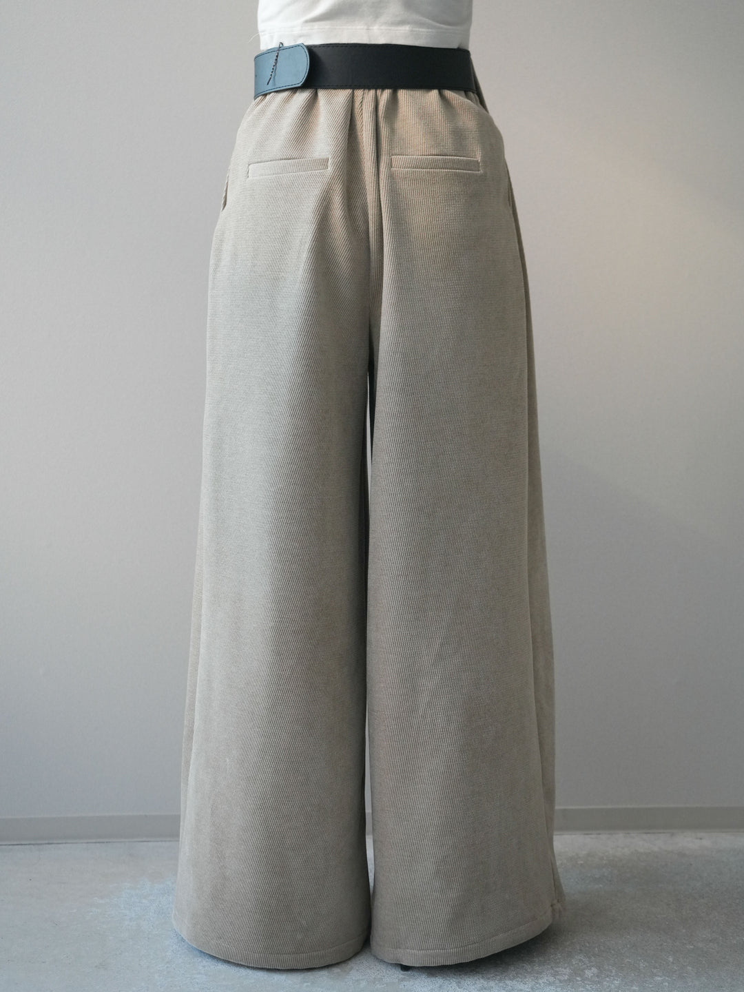 [予約]ベルトデザインループコールテンワイドパンツ(ベルト付き)/beige