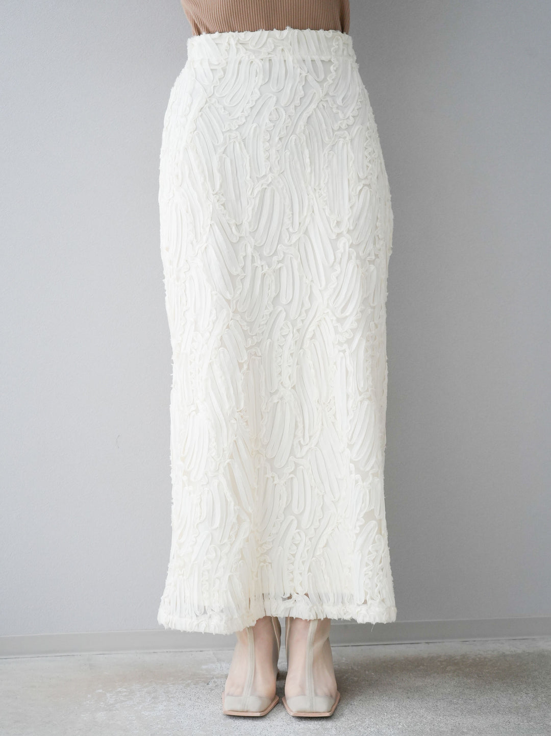 [預訂] 提花線蕾絲I字裙/象牙白
