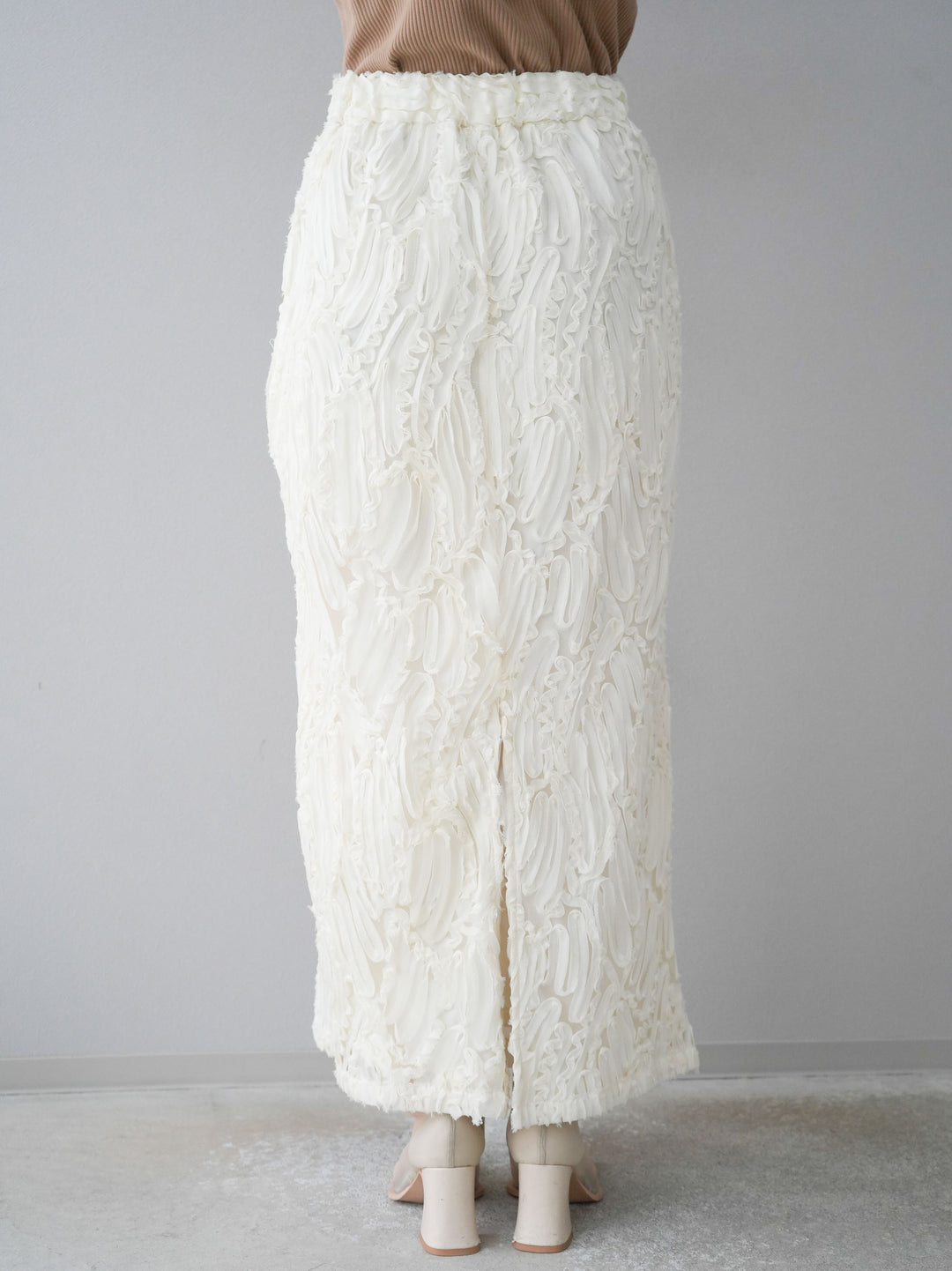 [預訂] 提花線蕾絲I字裙/象牙白