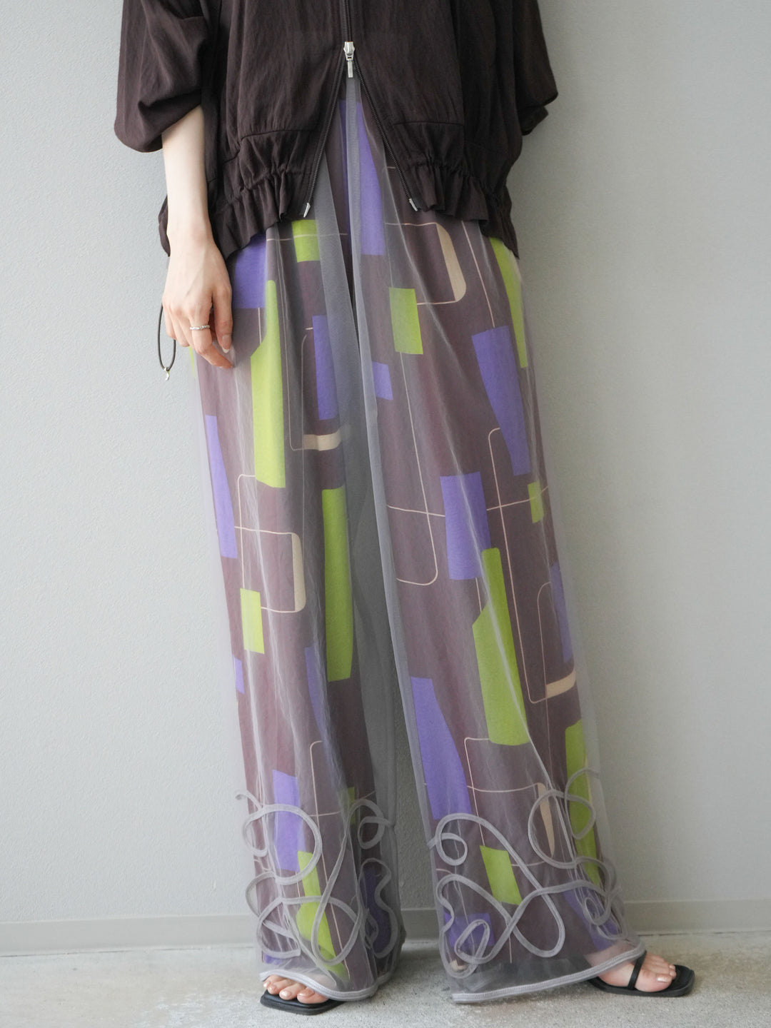 [2] 繩繡薄紗多層褲/灰色