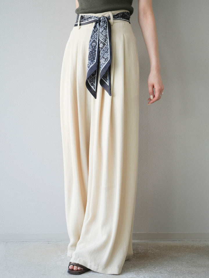 [予約]スカーフベルト付3タックワイドパンツ/ベージュ