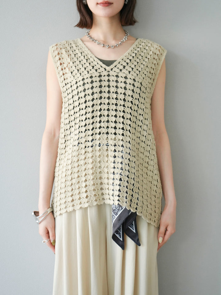 [予約]レースアップクロシェ編みニットベスト/ベージュ