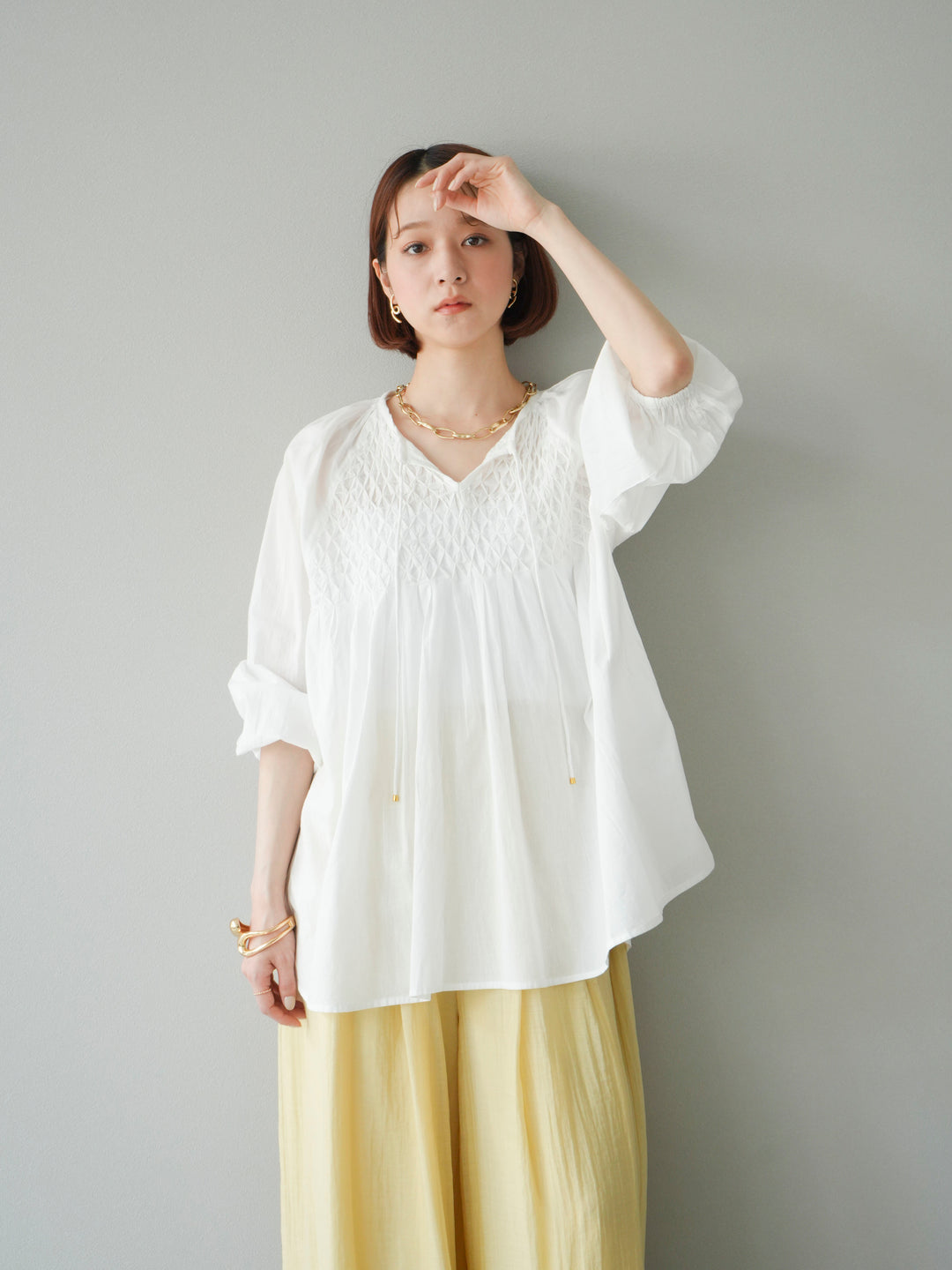 [予約]インド製キャンブリックボイル スモッキングブラウス/オフ