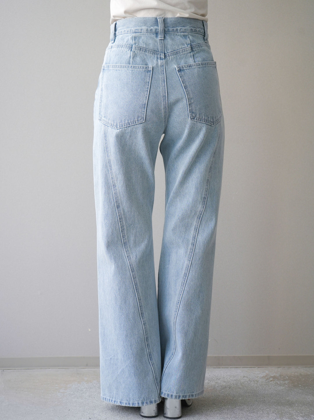 [予約]サイドラインフレアデニムパンツ/bleach