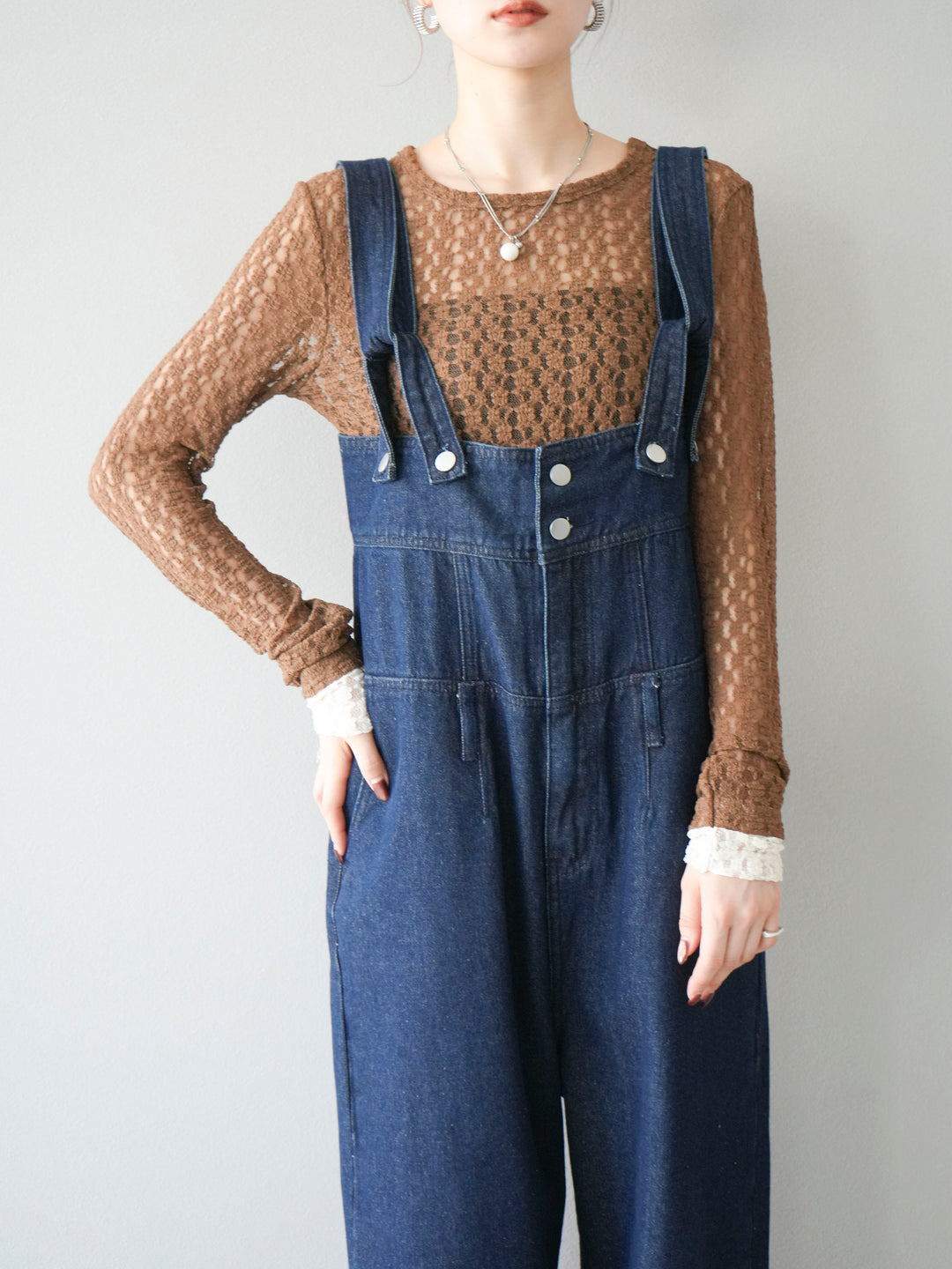 [予約]袖配色カットレーストップス/ブラウン