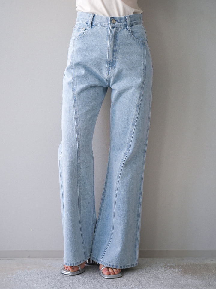 [予約]サイドラインフレアデニムパンツ/bleach
