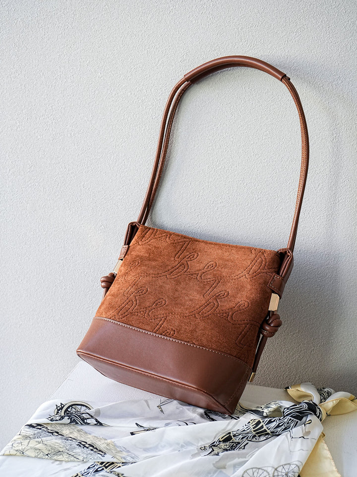 [予約]ロゴステッチスウェードバック/キャメル