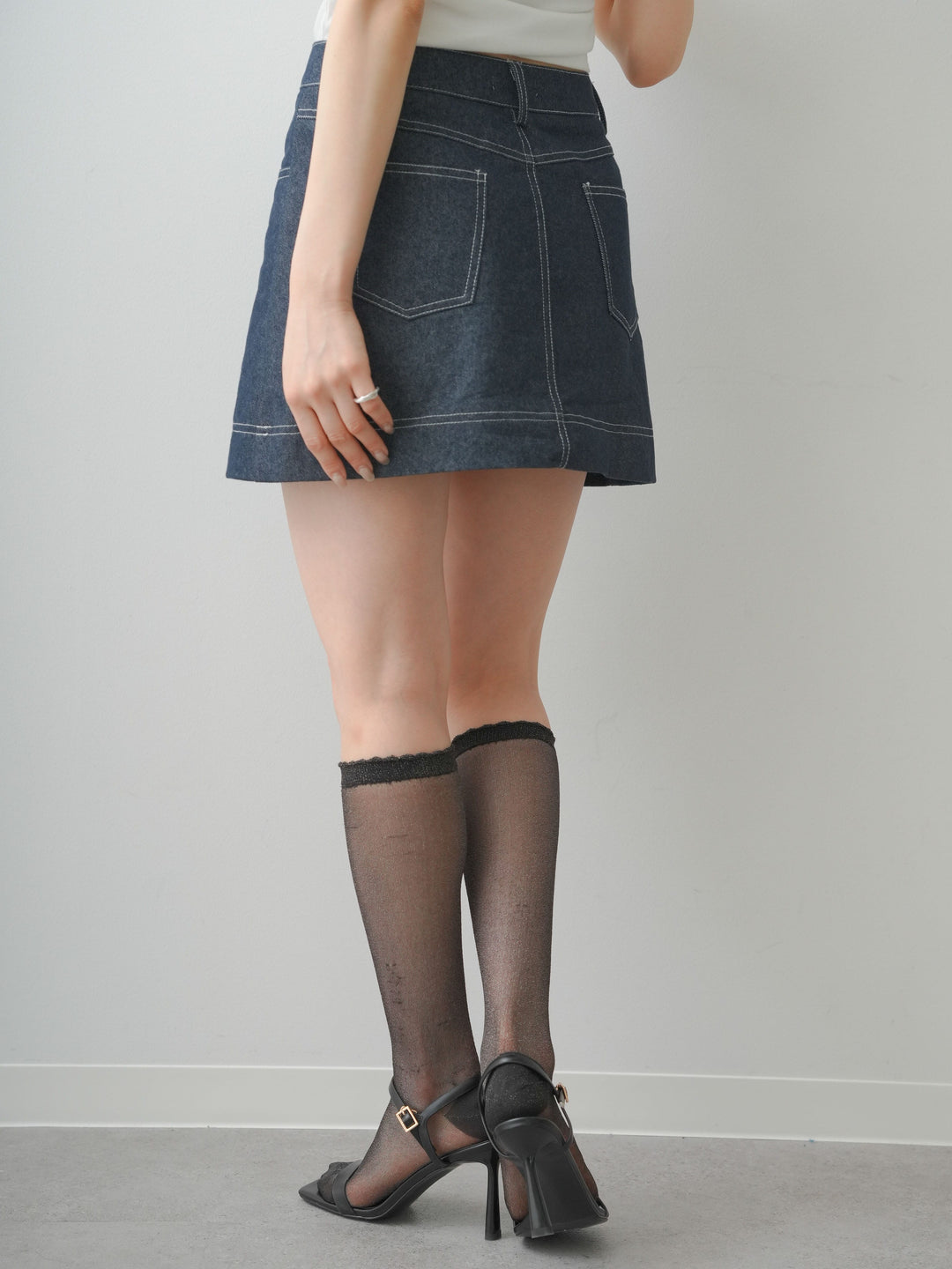 [予約]ペチ付デニムミニスカート/navy