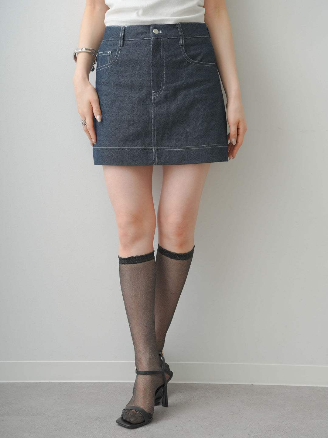 [予約]ペチ付デニムミニスカート/navy