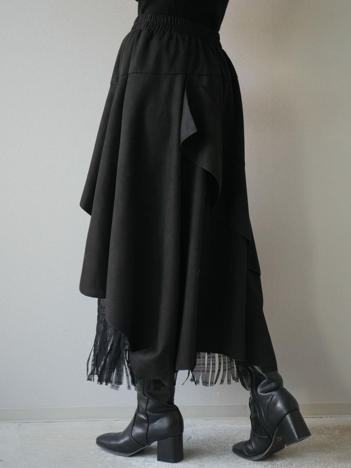 [予約]アシンメトリースエード異素材スカート/ブラック