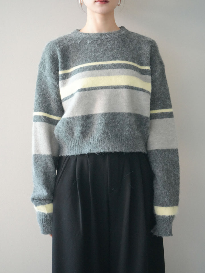 [予約]ソフトタッチボーダークロップドニットプルオーバー/charcoal