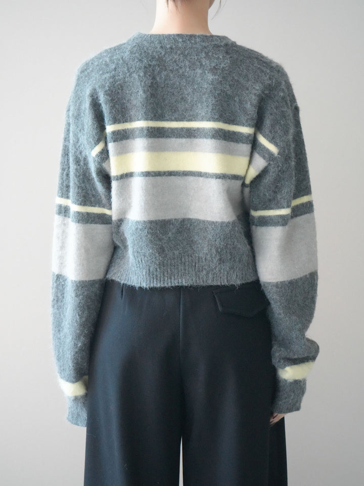 [予約]ソフトタッチボーダークロップドニットプルオーバー/charcoal