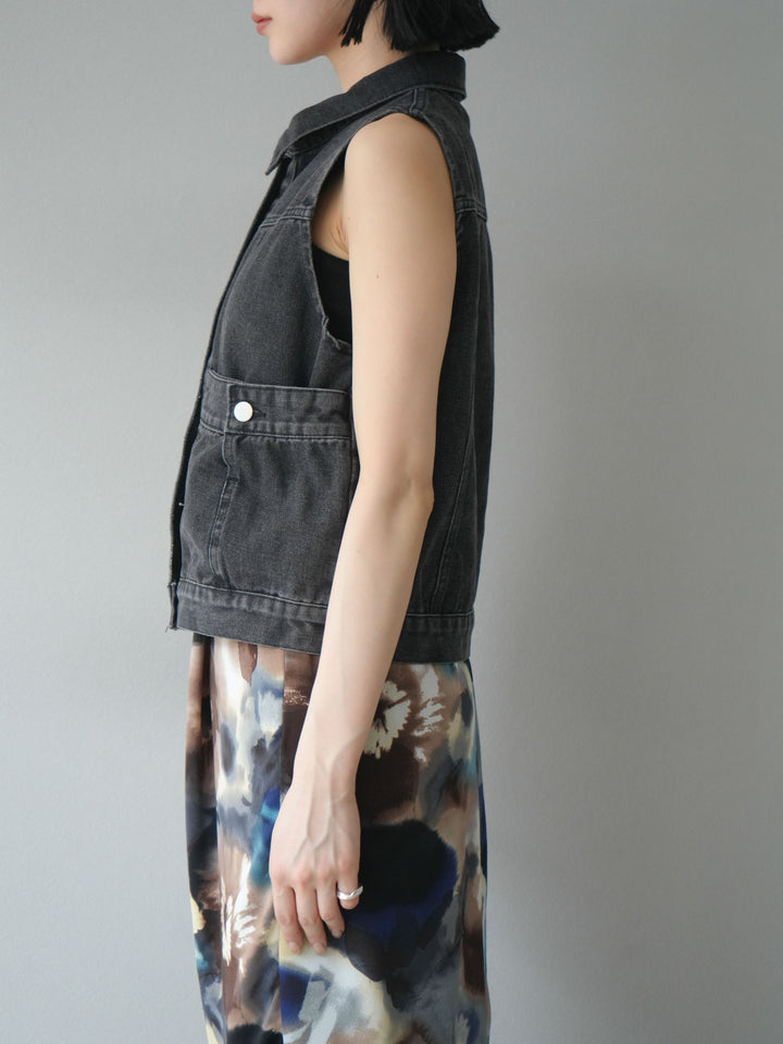 【預購】口袋設計牛仔無袖外套/黑色