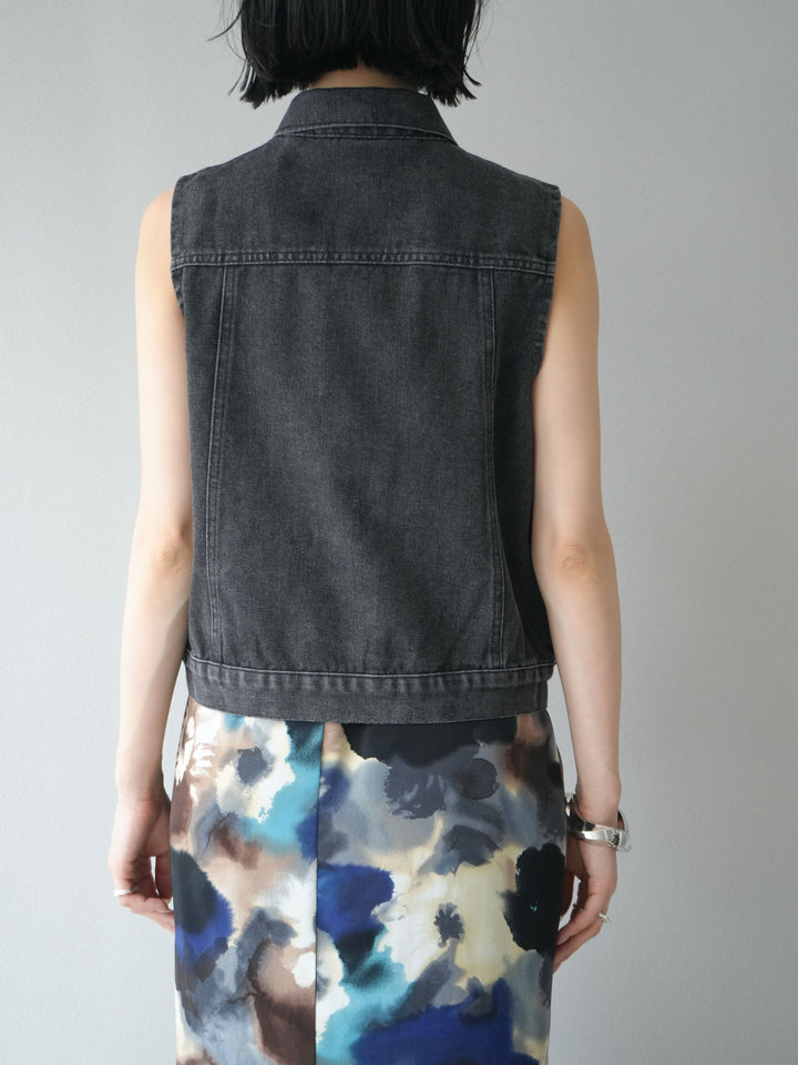 【預購】口袋設計牛仔無袖外套/黑色