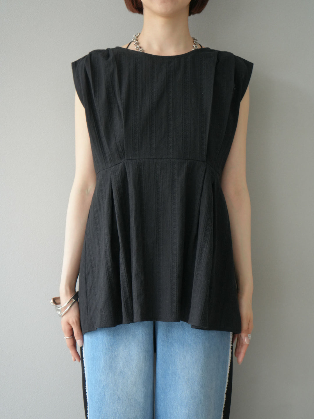 [予約]ドビーストライプタックブラウス/ブラック